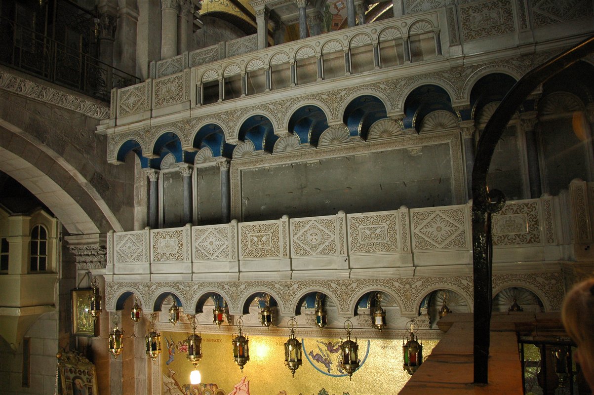 ażurowa galeria